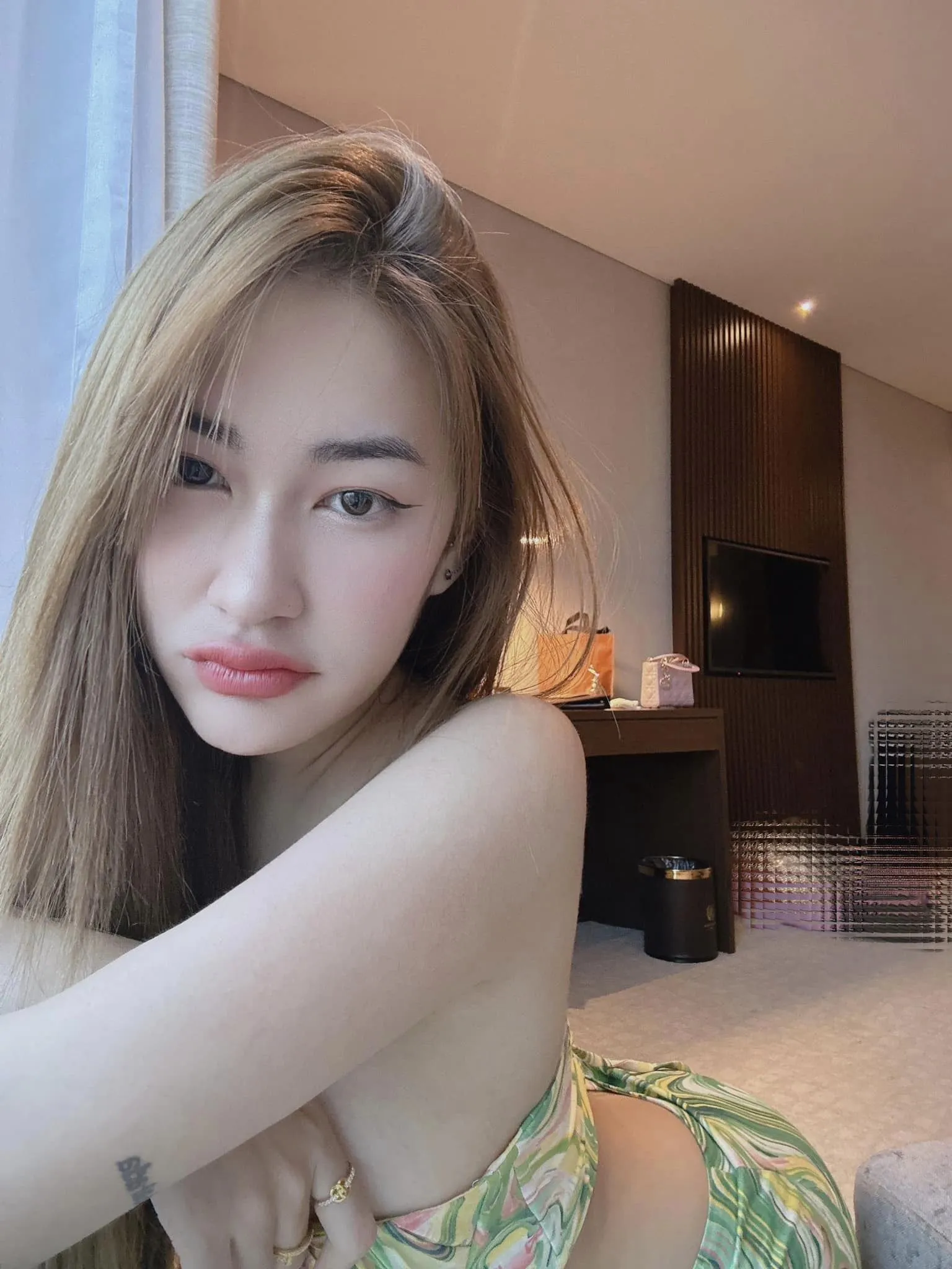 นุ่น ลลดา เน็ตไอดอลสาวสวยดาว Onlyfans 24