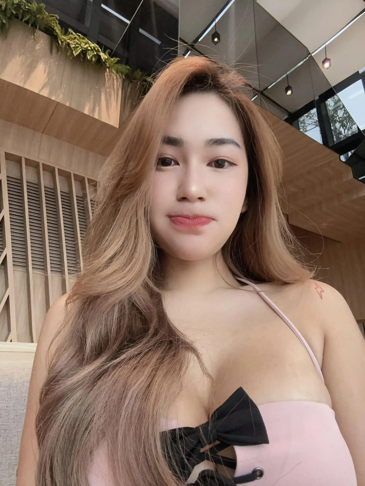 นุ่น ลลดา เน็ตไอดอลสาวสวยดาว Onlyfans 9